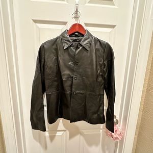 Banana Republic leather jacket in black